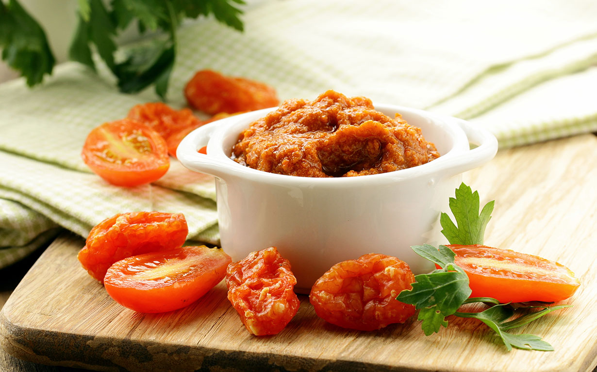 products-sauces-main-cento-foods-semi-dried-tomatoes-paste.jpg